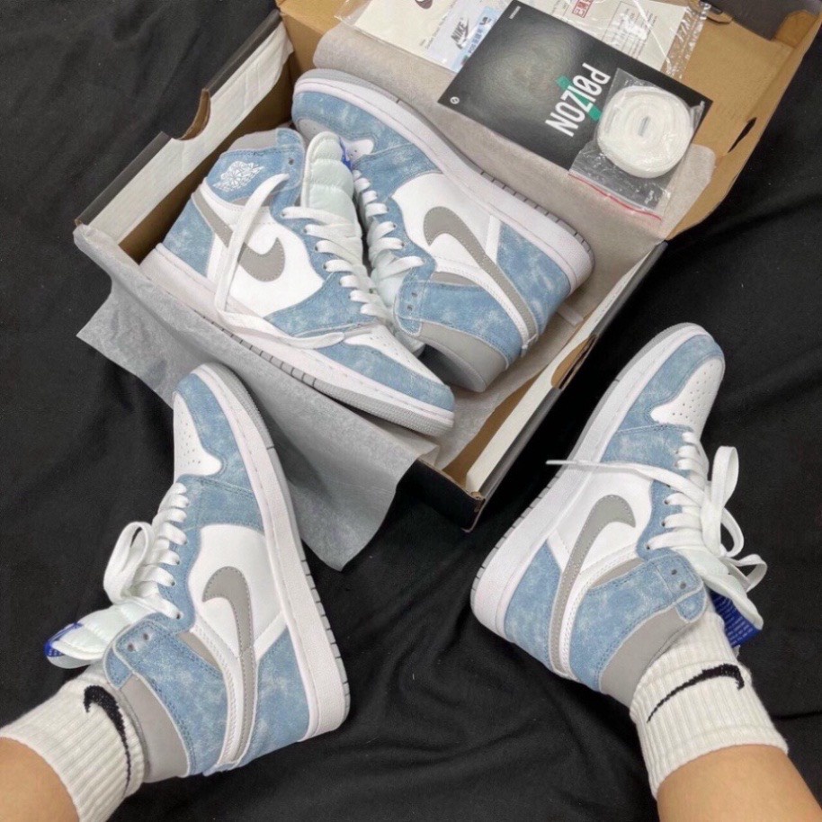 Giày 𝐉𝐨𝐫𝐝𝐚𝐧 1 [Free Ship ] Giày 𝐚𝐢𝐫 𝐉𝐨𝐫𝐝𝐚𝐧 hyper royal xanh nỉ cao cổ mới, Giày JD1 xanh loang nam nữ hot nhất 2021 | BigBuy360 - bigbuy360.vn