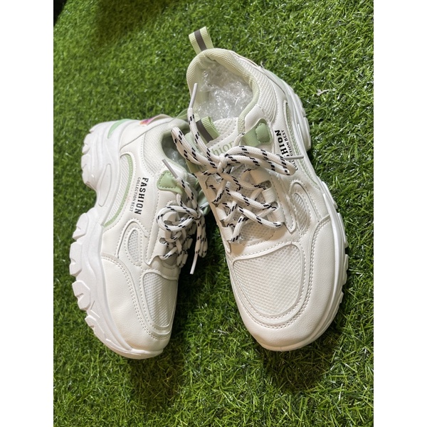 Giày thể thao nữ phối đồ dễ đế đôn 4.5cm Fashion Colletion Best