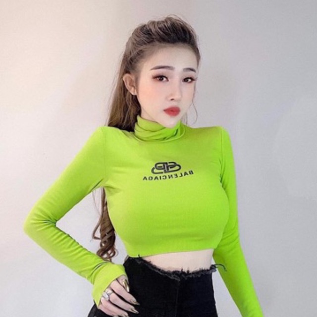 Áo CỔ LỌ TAY DÀI in chứ BB form croptop