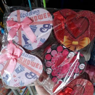 Hộp quà kèm hạt xốp