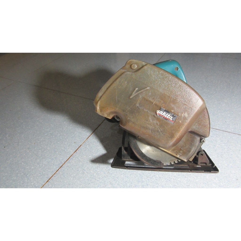 Máy cưa đĩa cầm tay Makita 5025KBnội địa Nhật