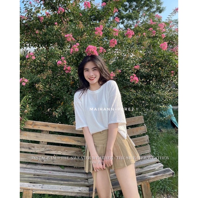 Áo thun gân form rộng thoải mái