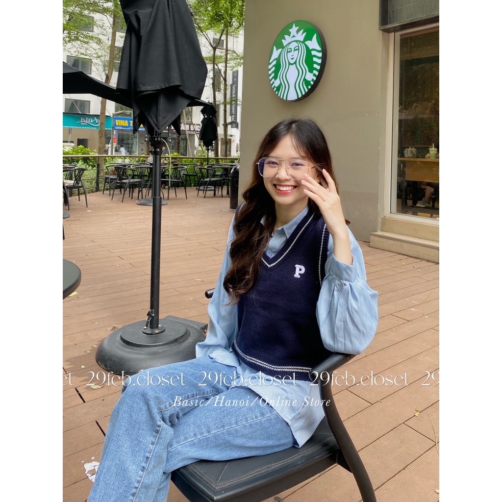 Áo gile len cổ tim thêu P - 29feb.closet - A104