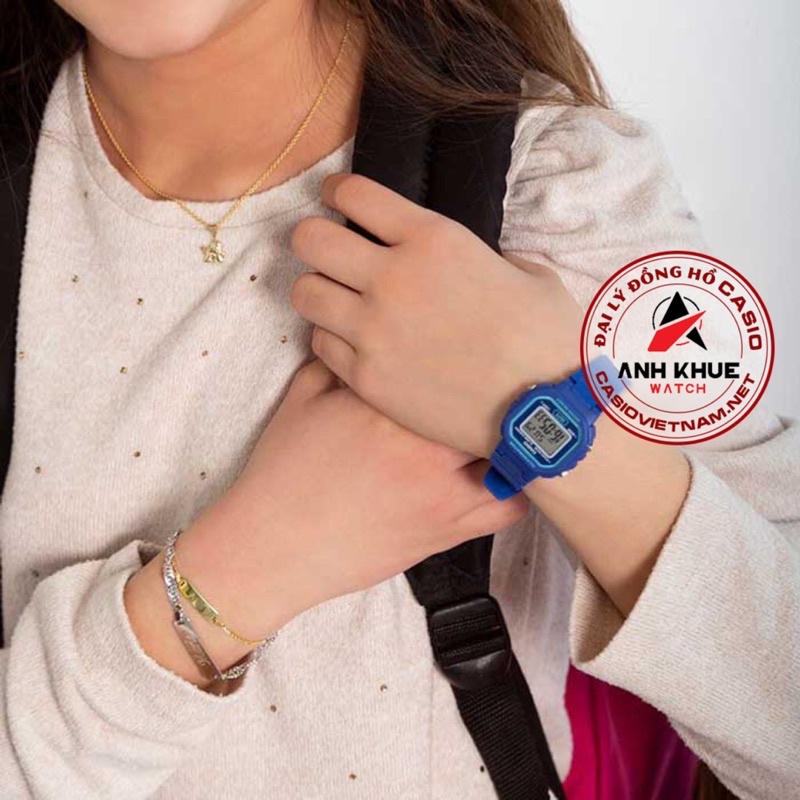 Đồng Hồ Nữ Casio LA-20WH-2ADF Dây Nhựa Màu Xanh - Mặt Vuông