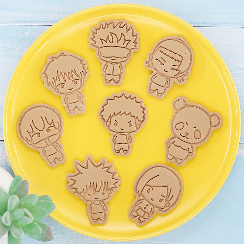 Set 8 Khuôn Làm Bánh Quy Hình Hoạt Hình Xinh Xắn