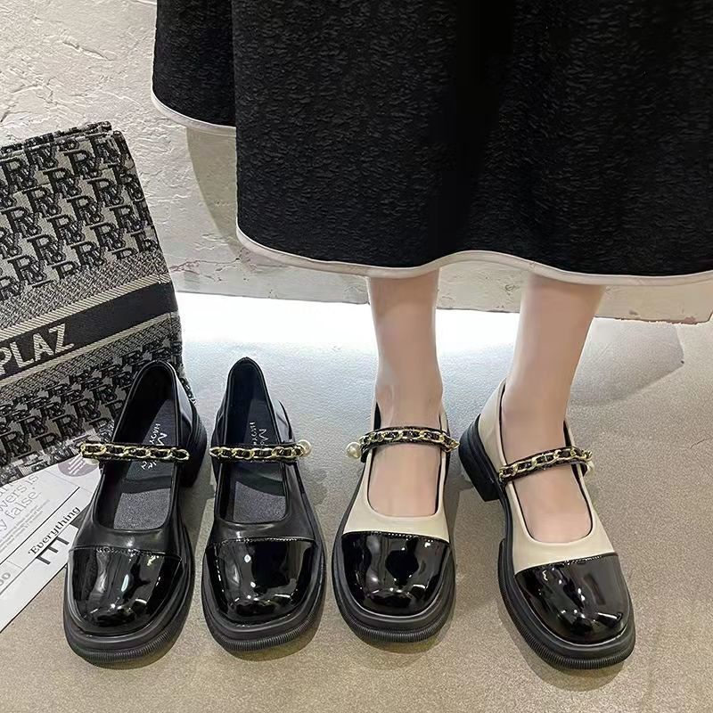 Giày Da Màu Đen Đế Dày Tăng Chiều Cao Phối Dây Xích Phong Cách Retro Nhật Bản 2022 Cho Nữ