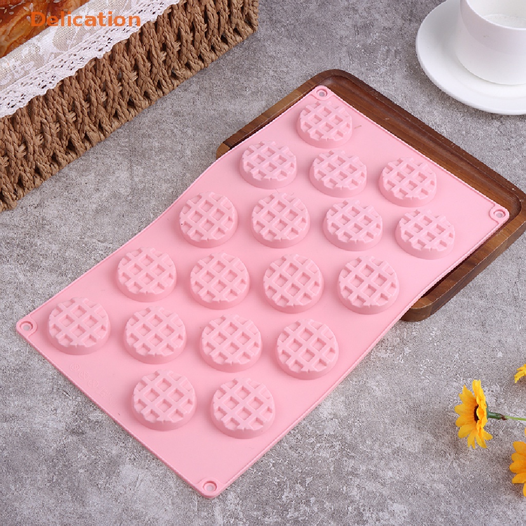 Khuôn Silicone Làm Bánh Waffle 18 Ô Hình Vuông DIY