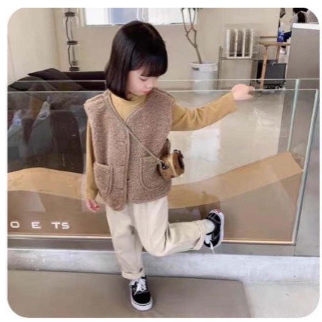 Áo Khoác Gile Lông CỪU  còn màu HỒNG size 110  Cho Bé Yêu 14-17 kg