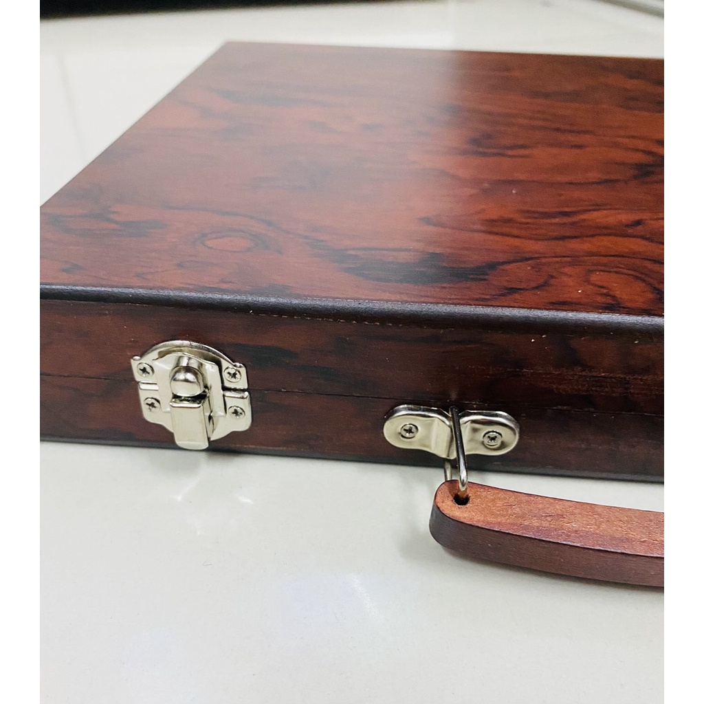 Hộp bút chì màu 150