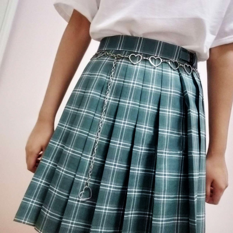 Vòng Cổ Kim Loại Gắn Mặt Trái Tim Độc Đáo Phong Cách Harajuku