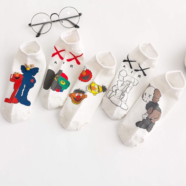 COMBO VỚ ( TẤT) ULLZANG KAWS CỰC PHONG CÁCH,NGỘ NGHĨNH,CÓ TÁCH LẺ