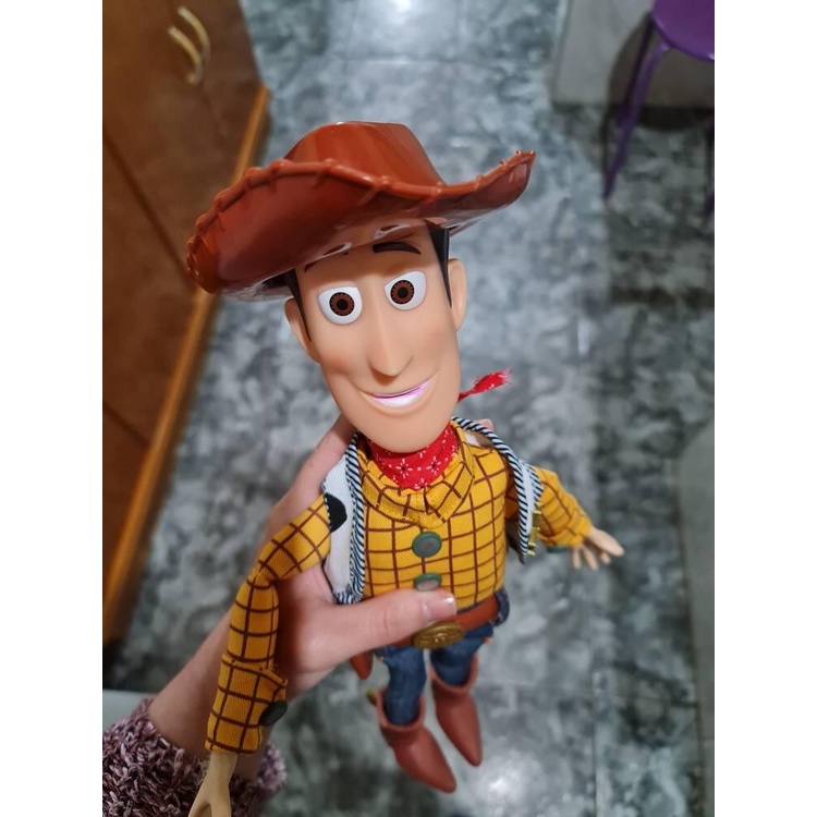 Thú nhồi bông hình nhân vật Woody The Sheriff trong phim Toy Story 4