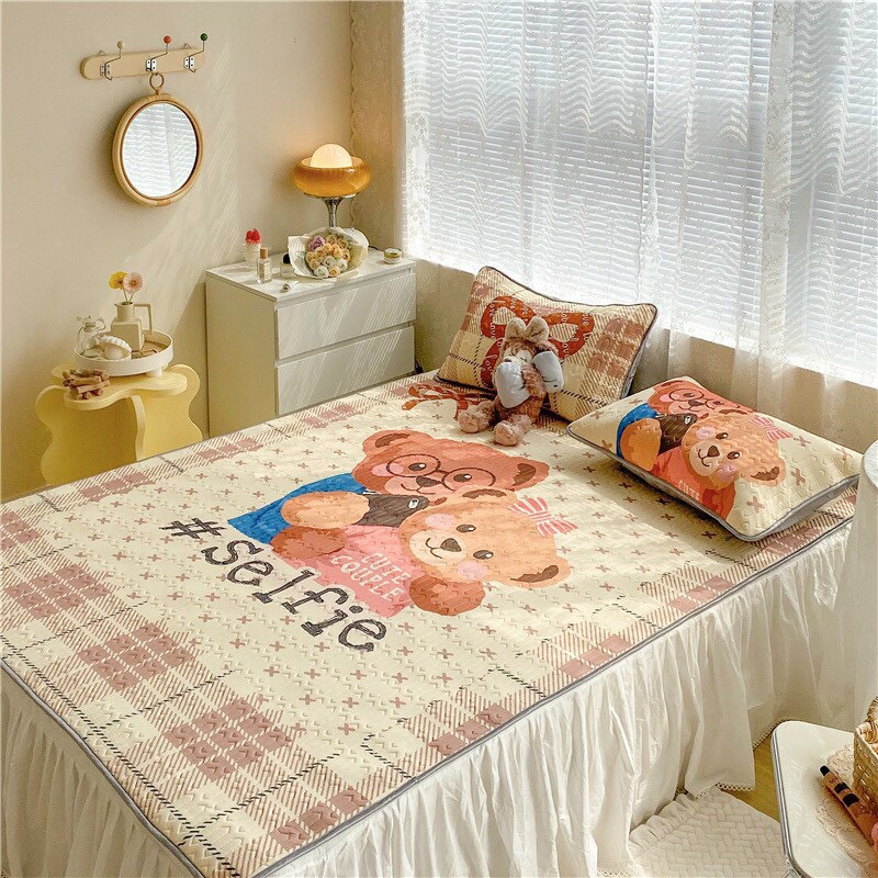 Chiếu cao su non 5D - Chiếu Điều Hòa họa tiết gấu selfie