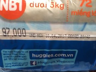 Miếng lót sơ sinh huggies 72 miếng