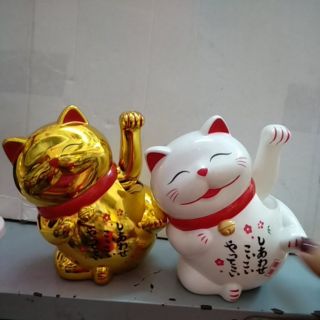 MÈO CHIÊU TÀI MAY MẮN