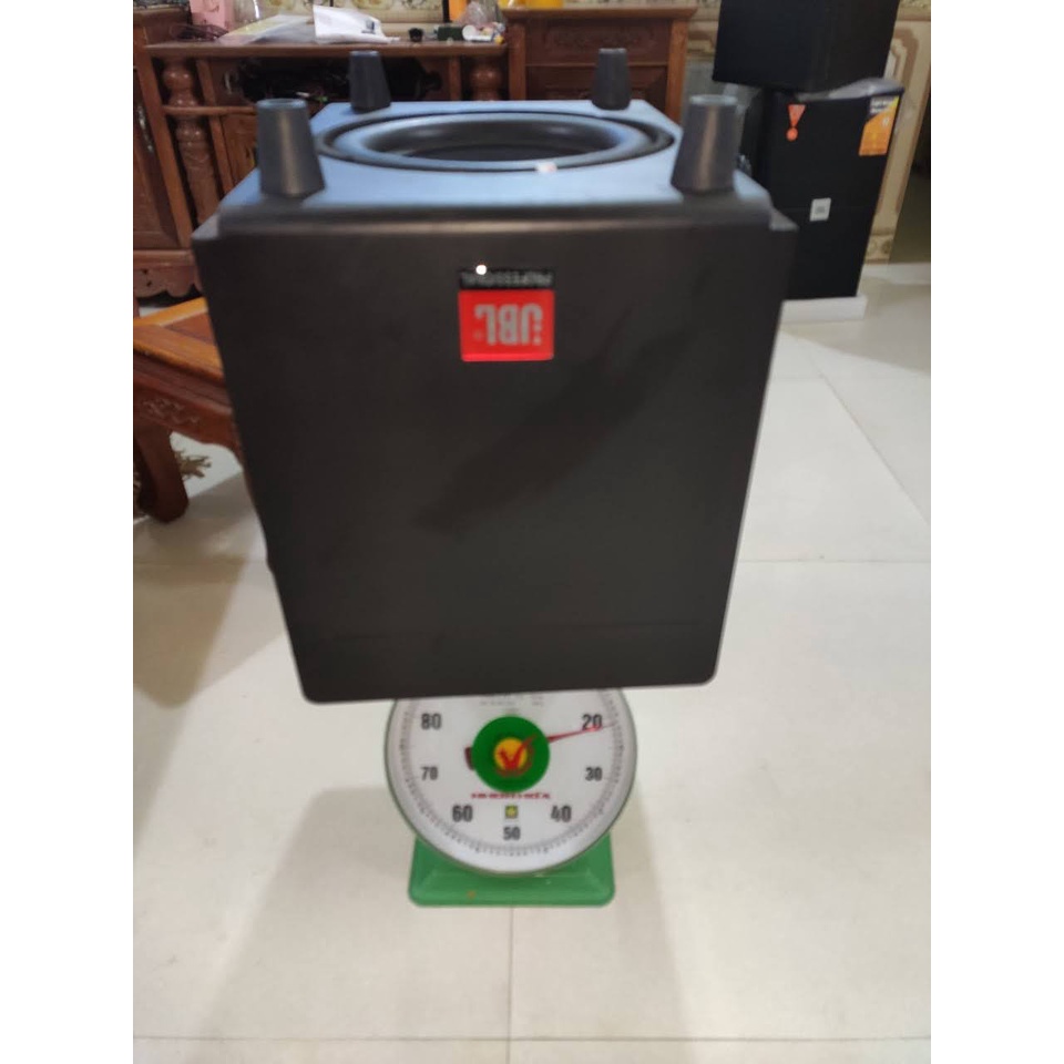 Loa sub điện, siêu trầm JBL SW12UP, xuất xứ Thái Lan, bass 30, 500W ,loại úp đất mạnh mẽ. uy lực