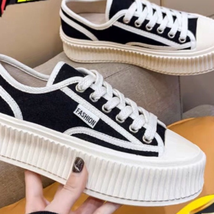 Hàng Có Sẵn Giày Canvas Đế Dày Phong Cách Mới Mùa Hè Bán Chạy Dễ Phối Đồ Có Hương Thơm Nhỏ Cho Nữ