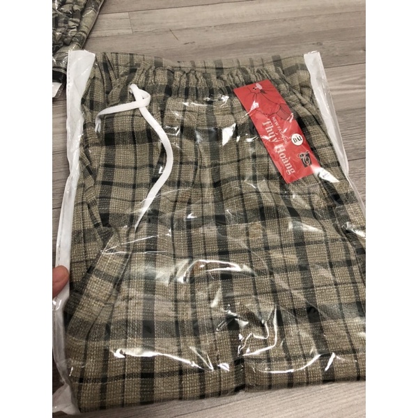 Quần vải sọc caro dài