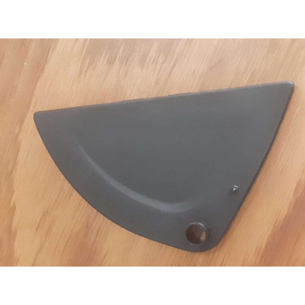 Nắp hộp đồ AirBlade FI (2009 - 2010) chính hãng Honda 64461-KVG-A30