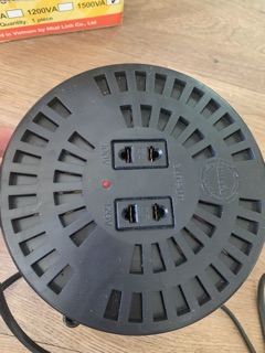 biến áp lioa 1200VA