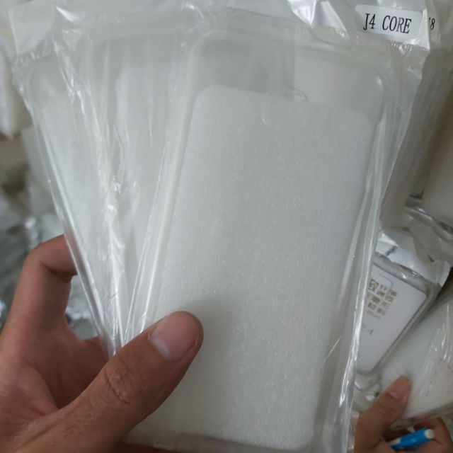 Bộ 3 chiếc ốp lưng cho samsung j4 core silicon trong suốt siêu mỏng(loại tốt)