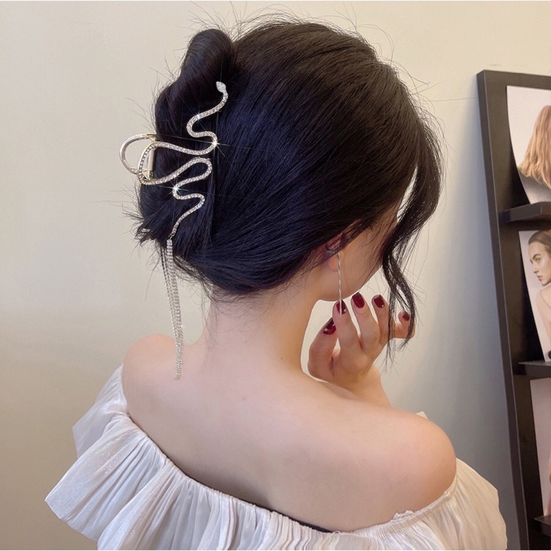 Kẹp Tóc Càng Cua Kim Loại Hàn Quốc Hình Rắn Lượn Sóng Dây Đá Dài Siêu Sang Chảnh Kẹp Tóc Đi Chơi Đi Tiệc Mainia Shop