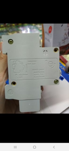 APTOMAT CHỐNG GIẬT 2 PHA C63