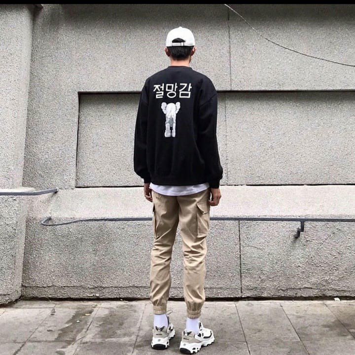 Áo Bomber Kaws