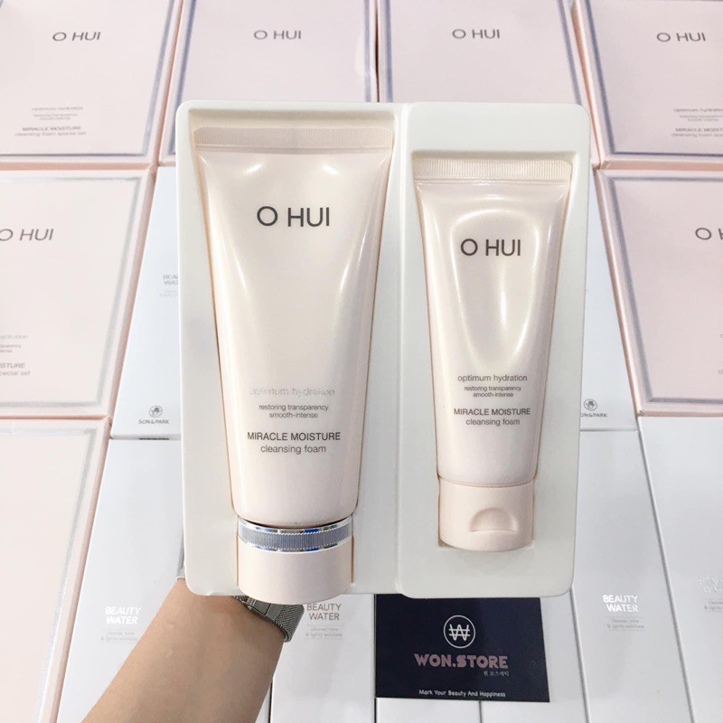 Set sữa rửa mặt Ohui hồng Miracle Moisture Cleansing Foam