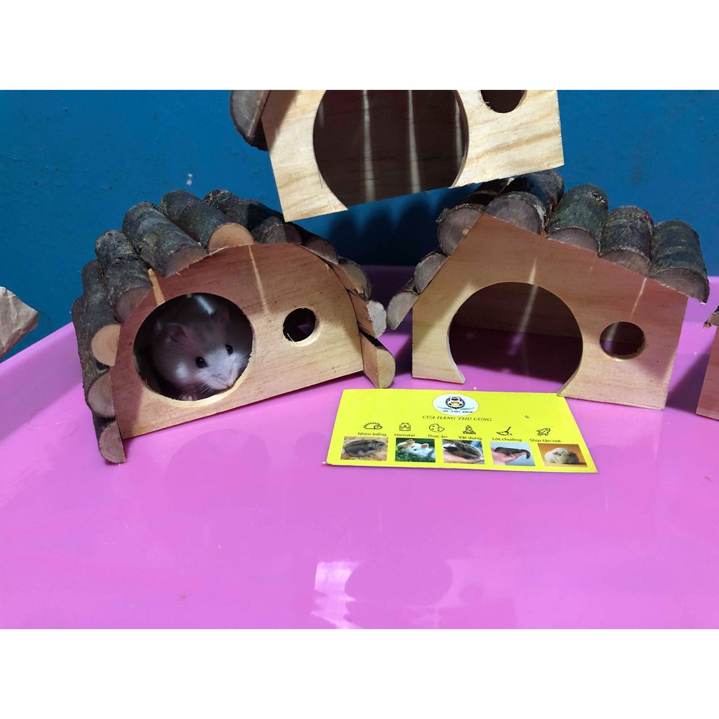 Nhà ngủ gỗ mini Mái Đen cho Hamster hoặc trưng bày siêu Xinh Xắn.