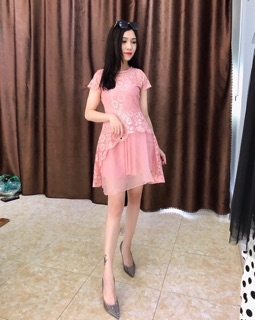 Váy ren cao cấp