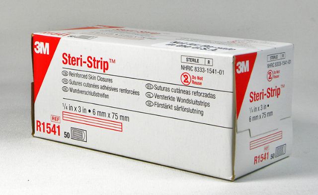 Miếng dán thay chỉ khâu da Steri-Strip R1541 6mm x 75mm