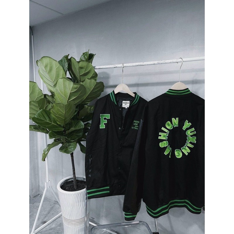 Áo khoác bomber vasity kaki phối tay da thêu F