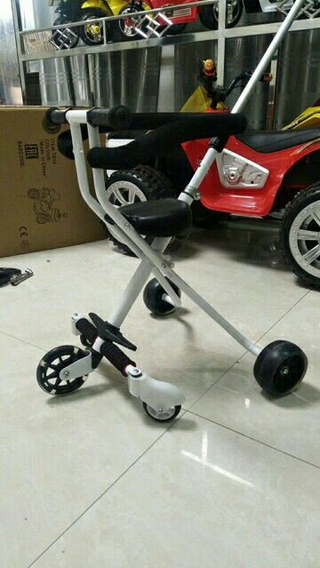 Xe đẩy siêu thị 5 bánh gấp gọn