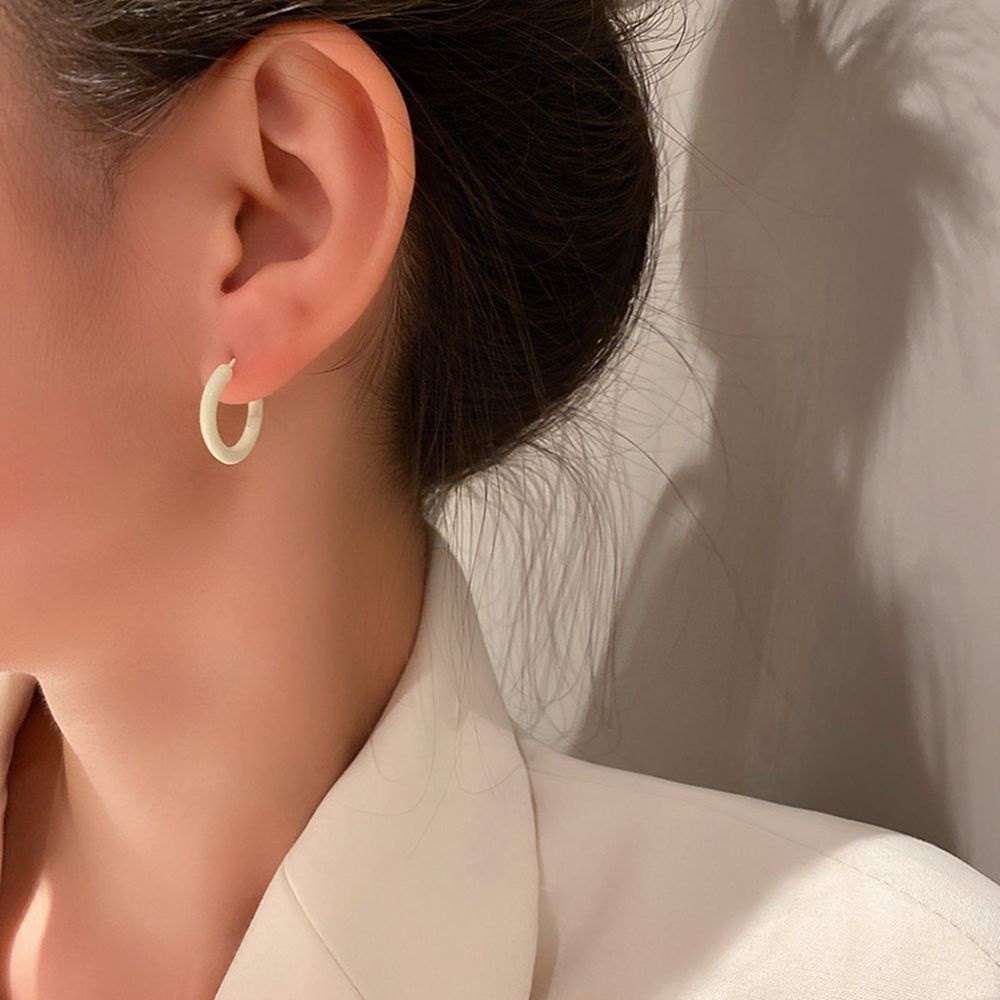 Bộ 3 Đôi Bông Tai Hình Tròn Nhiều Màu Sắc Thời Trang Hàn Quốc Thanh Lịch Cho Nữ