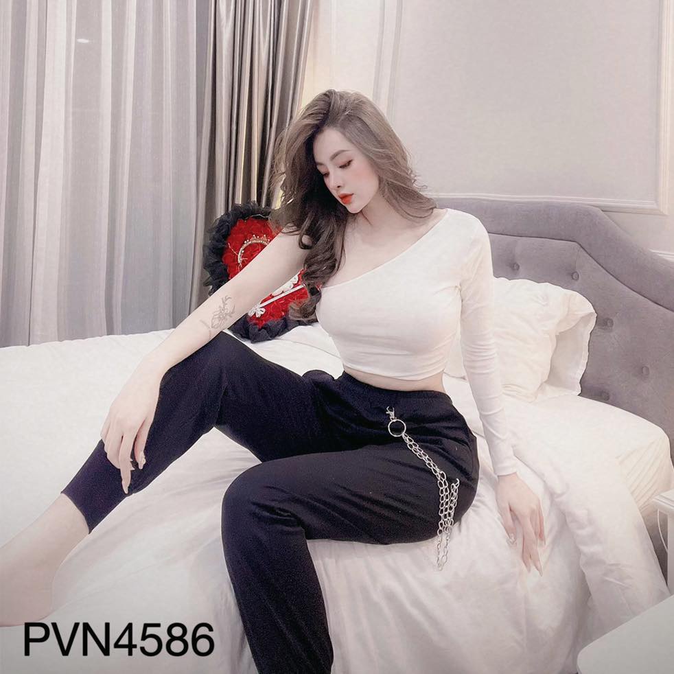 Áo lệch tay quần móc xích
