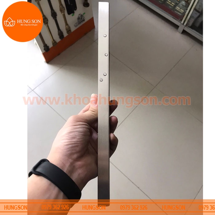 CHỐT ÂM CỬA GỖ INOX SUS 304 HUY HOÀNG 300MM