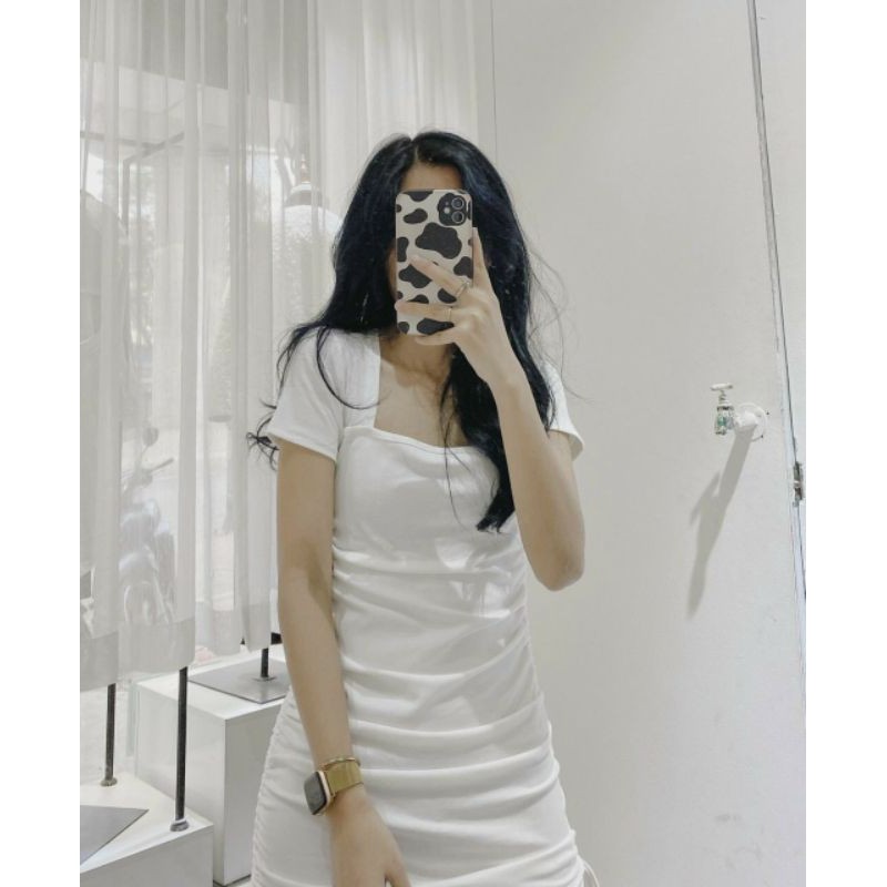 ĐẦM CỔ VUÔNG RÚT DÂY HÔNG