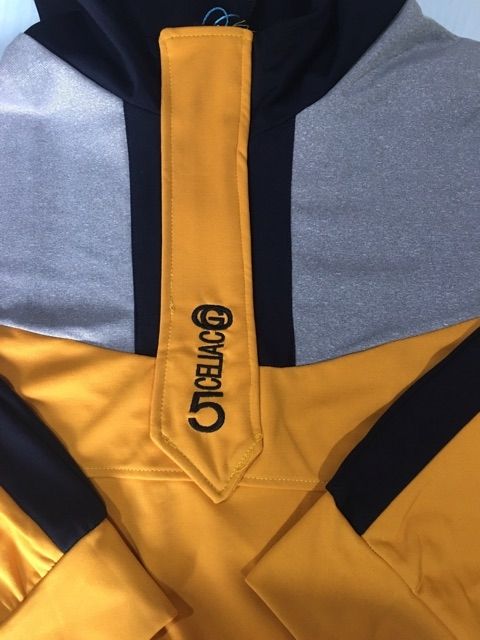 Bộ quần áo thể thao cao cấp phối màu vàng | BigBuy360 - bigbuy360.vn