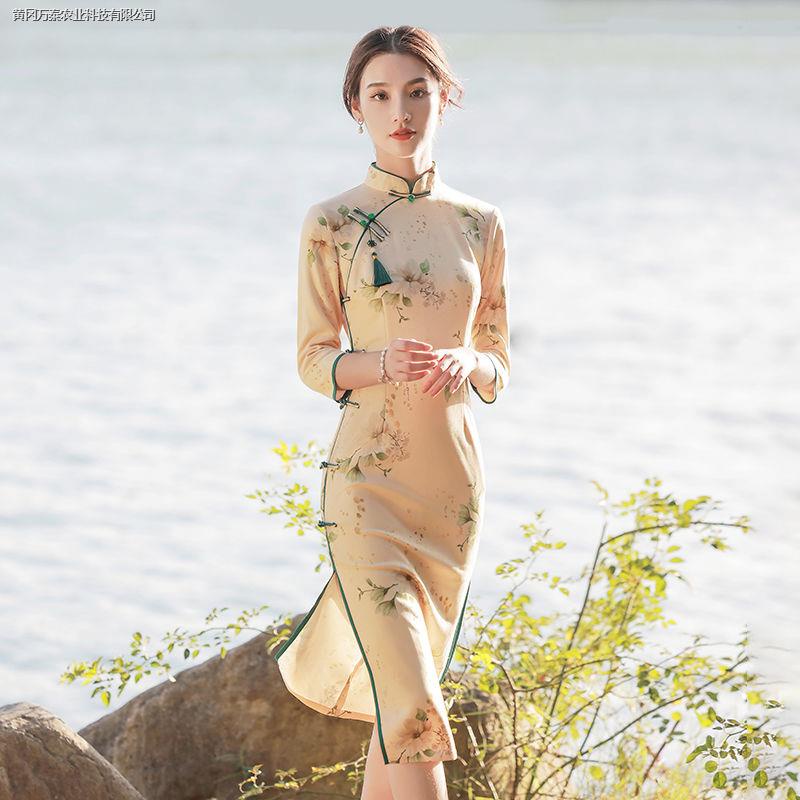 Đầm Sườn Xám Cách Tân Tay Lửng In Họa Tiết Hoa Phong Cách Retro Thời Trang Cao Cấp