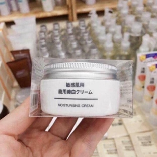 Kem dưỡng nắp bạc