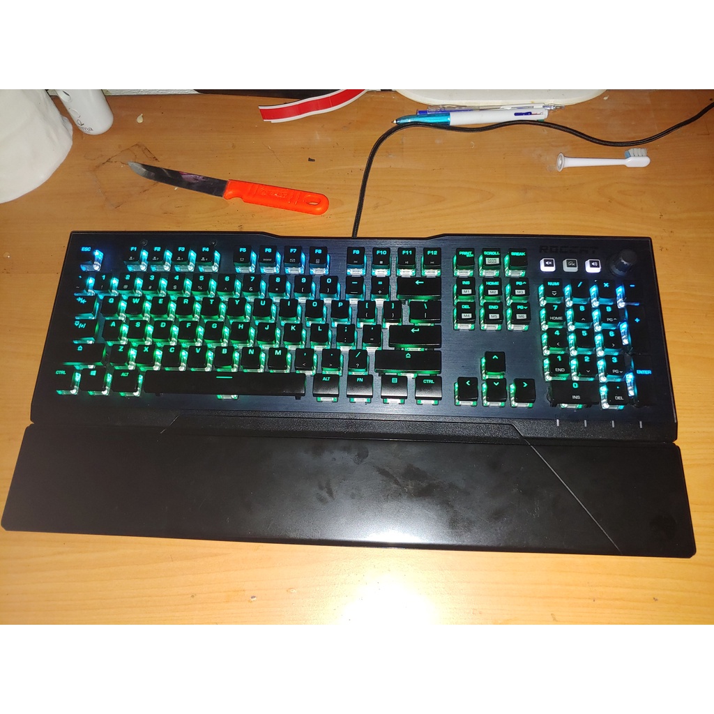 Bàn phím cơ Vulcan Pro 121 AIMO Linear Switch