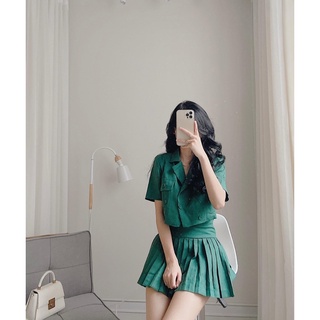 Set cúc bọc croptop + cv xếp li nhỏ by Samhyewear