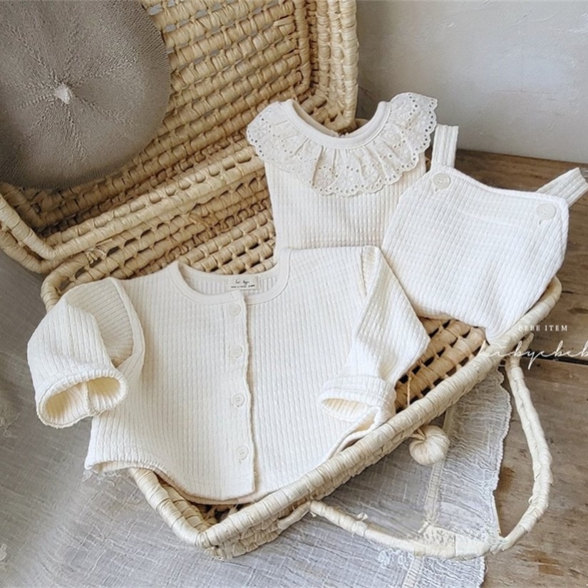 Bộ Áo Khoác Tam Giác Kèm Dây Nịt Ngắn Phong Cách Hàn Quốc Cho Bé Gái