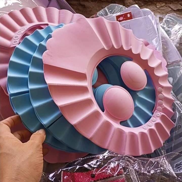 Mũ tắm chắn nước gội đầu có bịt tai cho bé tránh nước hay xà bông vào mắt bé-giadungsieure