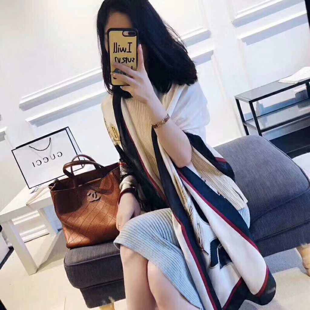 Khăn Choàng Lụa In Họa Tiết Thời Trang Chất Lượng Cao Cho Nữ