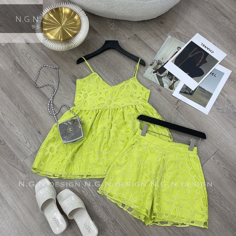 Sét hai dây hoa tơ kính