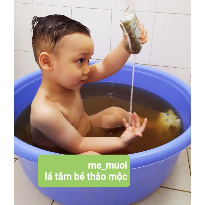Tắm bé thảo dược túi lọc dân tộc Dao