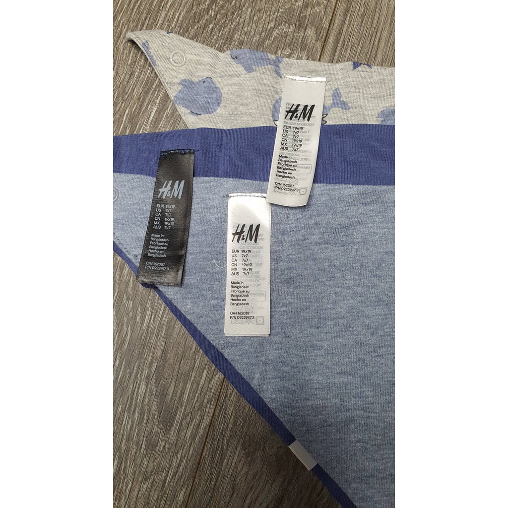 Bộ 3 yếm cổ dễ thương HM cho bé