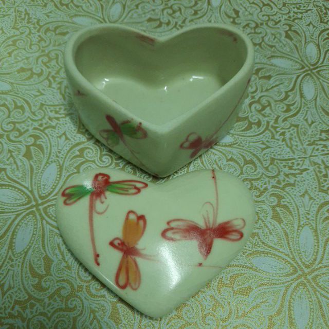 Hộp gốm Bát Tràng